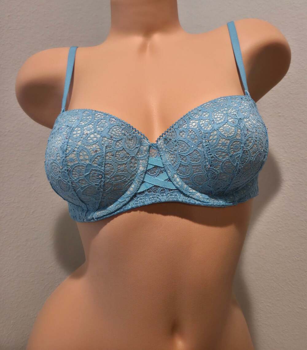 Victoria's Secret Dream Angels Multiway Bra 32C Sky Blue Rhinestone Rare Color